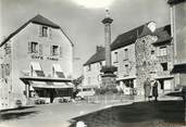 15 Cantal / CPSM FRANCE 15 "Pierrefort, la place"