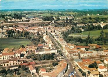 / CPSM FRANCE 16 "Chalais, le passage à niveau et l'avenue de la gare"