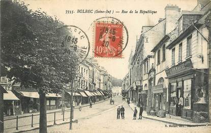 / CPA FRANCE 76 "Bolbec, rue de la république "