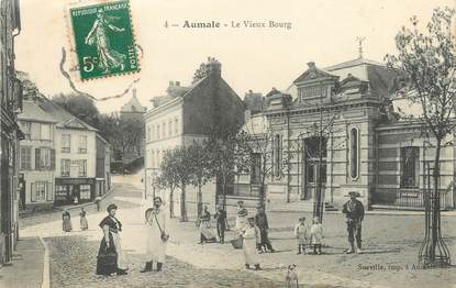 / CPA FRANCE 76 "Aumale, le vieux bourg"