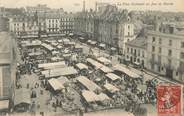 76 Seine Maritime / CPA FRANCE 76 "Dieppe, la place Nationale un jour de marché"