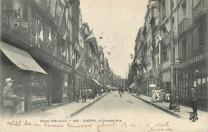 / CPA FRANCE 76 "Dieppe, la grande rue "