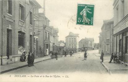 / CPA FRANCE 76 "Duclair, la poste et la rue de l'église"