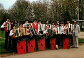 63 Puy De DÔme CPSM FRANCE 63 "Société des accordéonistes Issoiriens"