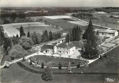 / CPSM FRANCE 16 "Le Lindois, château de Logeas"