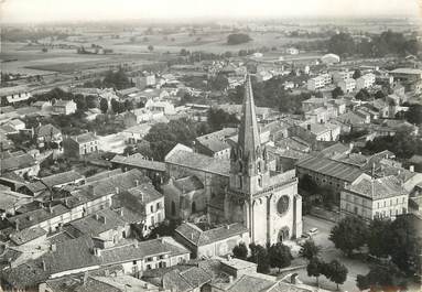 / CPSM FRANCE 16 "La Rochefoucauld, l'église"