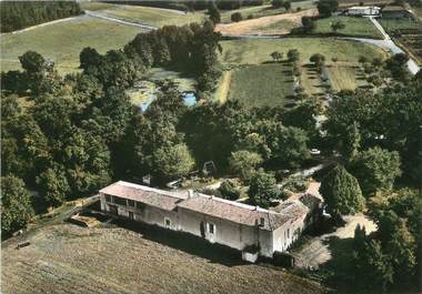 / CPSM FRANCE 17 "Boisredon, vue aérienne, le logis"