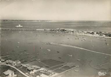 / CPSM FRANCE 17 "Ile d'Oléron, Le chapus, vue aérienne"