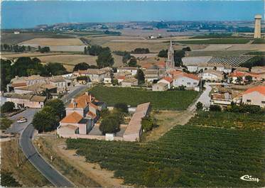 / CPSM FRANCE 17 "Chenac Saint Seurin d'Uzet, vue aérienne"