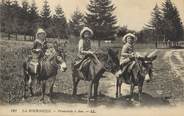 63 Puy De DÔme / CPA FRANCE 63 "La Bourboule, promenade à Âne" / ENFANTS