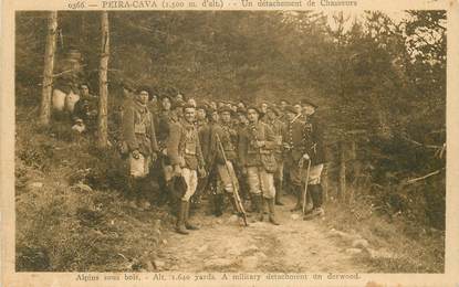 CPA CHASSEUR ALPIN "Alpins sous bois"