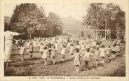 63 Puy De DÔme / CPA FRANCE 63 "La Bourboule, école d'éducation physique"