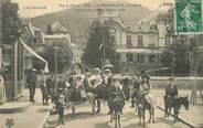 63 Puy De DÔme / CPA FRANCE 63 "La Bourboule, le casino, départ d'une caravane d'excursion" / ÂNE