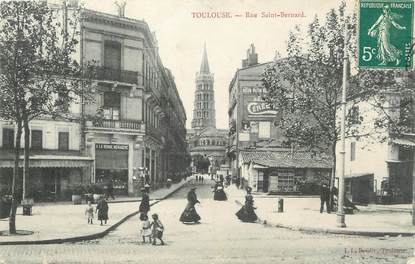 / CPA FRANCE 31 "Toulouse, rue Saint Bernard"