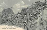 Militaire CPA  CHASSEUR ALPIN "En Vallouise, artilleurs de la Cavale"