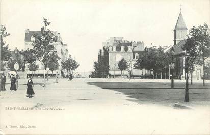 / CPA FRANCE 44 "Saint Nazaire, place Marceau"