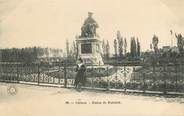 37 Indre Et Loire / CPA FRANCE 37 "Chinon, statue de Rabelais"