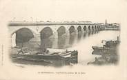 33 Gironde / CPA FRANCE 33 "Bordeaux, le pont de Pierre"