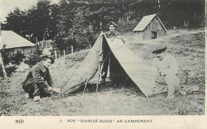 CPA CHASSEUR ALPIN / Série Les Diables Bleus  "Au Campement"