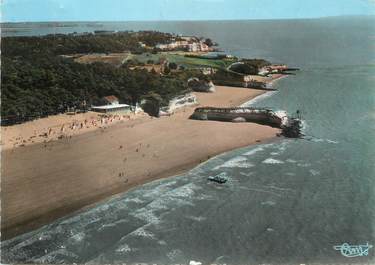 / CPSM FRANCE 17 "Meschers les bains, l'Oasis des Vergnes et la plage "