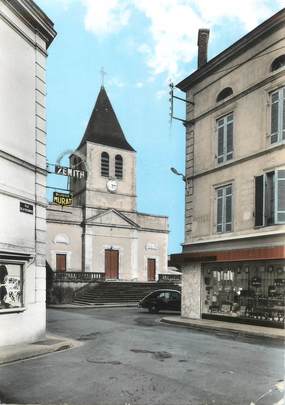 / CPSM FRANCE 17 "Montendre les Pins, l'église"