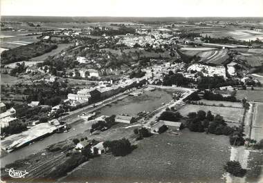 / CPSM FRANCE 17 "Mortagne sur Gironde, vue générale aérienne" / USAGE TARDIF