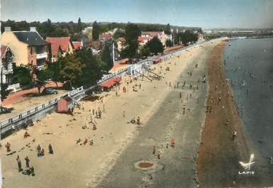 / CPSM FRANCE 17 "Ile d'Oléron, Saint Trojan, la plage"