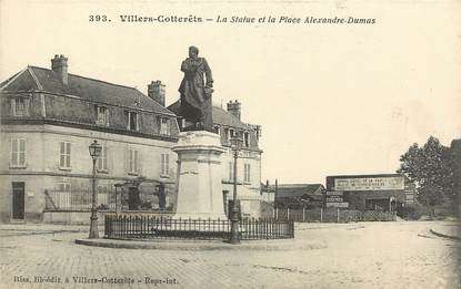 CPA FRANCE 02 "Villers Cotterets, la statue et la place Alexandre Dumas"