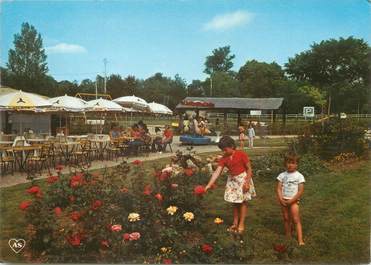 / CPSM FRANCE 17 "Marans, parc de Loisirs Le marais Fleuri"