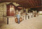 17 Charente Maritime / CPSM FRANCE 17 "Lorignac, distillerie du château de Beaulon"