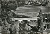 17 Charente Maritime / CPSM FRANCE 17 "Mosnac sur Seugne, le pont sur la Seugne"