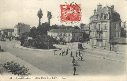 /  CPA FRANCE 54 "Luneville, rond point de la gare"