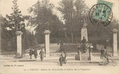 /  CPA FRANCE 54 "Nancy, Statue de Granville et entrée de la Pépinière"