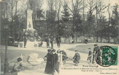 /  CPA FRANCE 54 "Toul, monument aux morts"