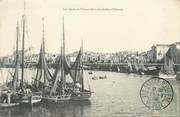 85 Vendee / CPA FRANCE 85 "Les quais et l'avant port des Sables d'Olonne"