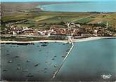 17 Charente Maritime / CPSM FRANCE 17 "Port des Barques, le port et la jetée"