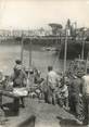 17 Charente Maritime / CPSM FRANCE 17 "La Rochelle, l'arrivée des Sardiniers dans le port"