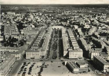 / CPSM FRANCE 17 "Royan, vue aérienne"