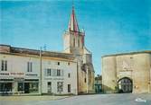 17 Charente Maritime / CPSM FRANCE 17 "Pont l'Abbé d'Arnoult, la place et la vieille porte"