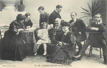 CPA CIRQUE "N.W. Kobelkoff  et sa famille"