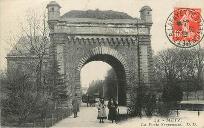 CPA FRANCE 57 "Metz, la porte Serpenoise"