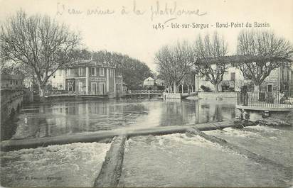 CPA FRANCE 84 "L'Isle sur Sorgue, rond point du bassin"