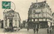 18 Cher CPA FRANCE 18 "Bourges, la place Cujas et l'Ecole des Beaux Arts"