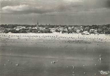 CPSM FRANCE 17 "Saint Georges de Didonne,  vue aérienne sur la plage et la ville"