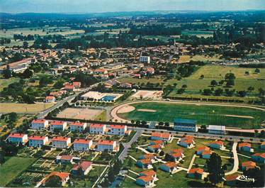 CPSM FRANCE 17 "Saint Aigulin, vue aérienne" / STADE