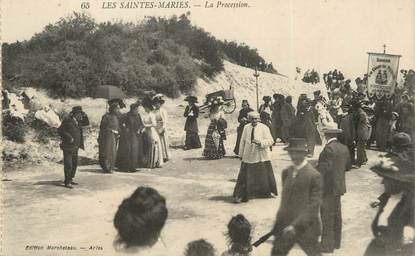 / CPA FRANCE 13 "Les Saintes Maries, la procession"