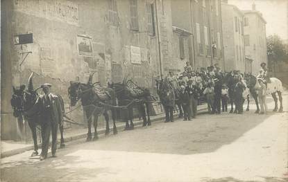 / CARTE PHOTO FRANCE 13 "En provence" / CHEVAUX / ATTELAGE