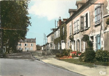 / CPSM FRANCE 18 "Herry, la mairie"