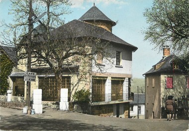 / CPSM FRANCE 19 "Aubazine, hôtel Lachaud"