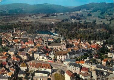 / CPSM FRANCE 19 "Beaulieu sur Dordogne, vue générale aérienne"